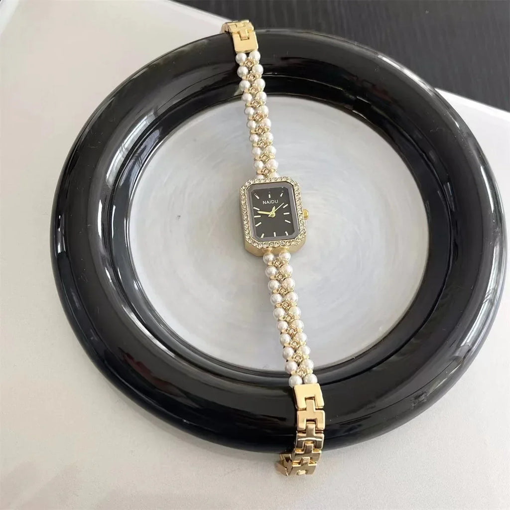 Reloj de pulsera de lujo para mujer, a la moda, esfera cuadrada pequeña, vintage, con perlas de concha, cadena de cuarzo, venta al por mayor