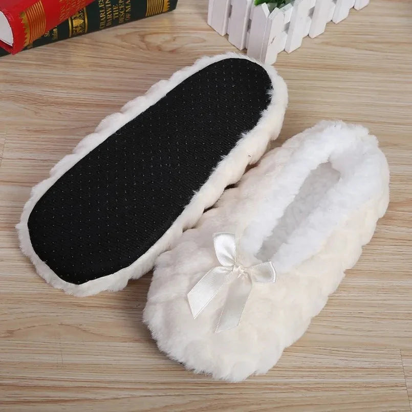 Pantuflas de Invierno Cálidas para Mujer, Felpa Suave, Esponjosas, Lindas, Divertidas, de Interior, Antideslizantes, Zapatillas de Casa para Señoras, Agarre con Corazones de Amor